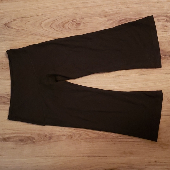 Lululemon Reversible Capris - Picture 5 of 8